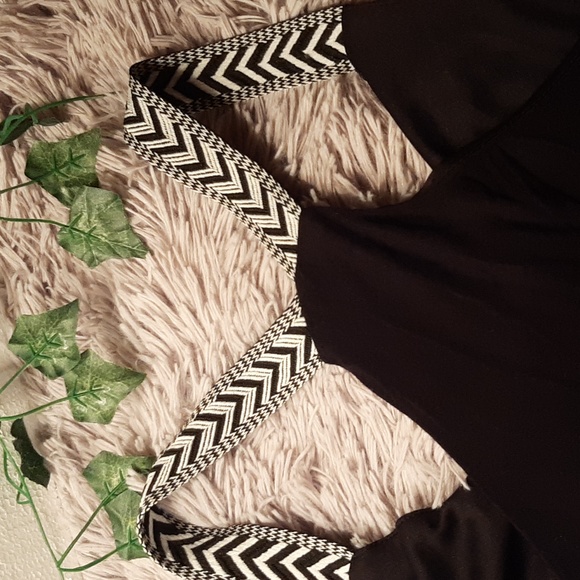 Set of Maurice's Fashionable Tank Tops Medium - Picture 9 of 10